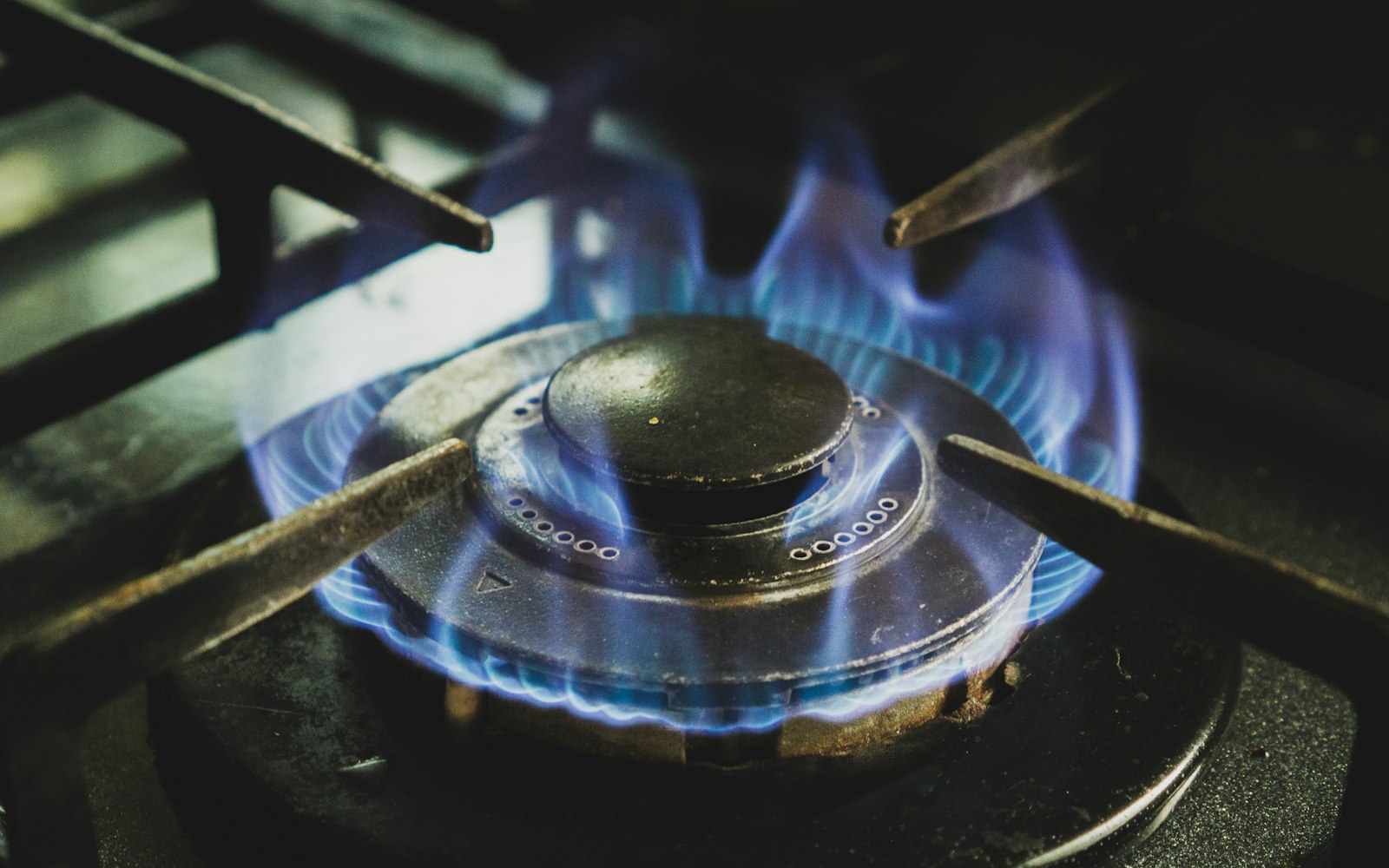 black and white gas stove